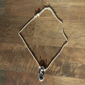 Avon Black Crackle Stone Necklace